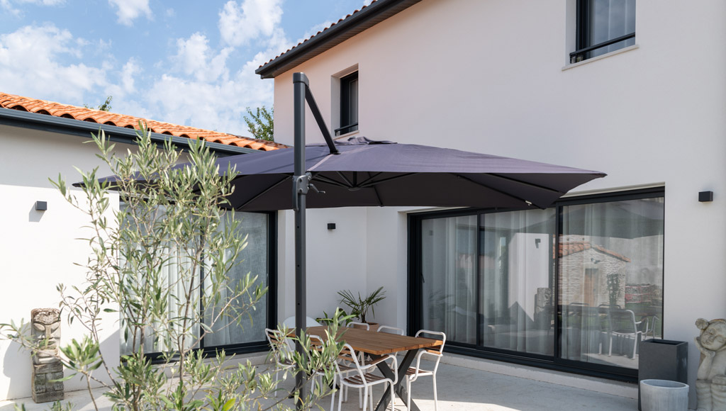 Maison à étage neuve avec façade élégante et moderne à Niort