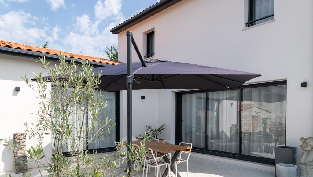 Maison à étage neuve avec façade élégante et moderne à Niort